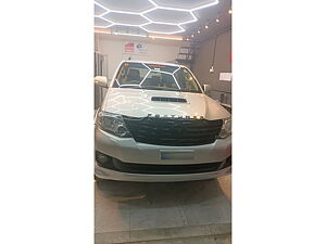 Second Hand Toyota Fortuner 3.0 4x2 AT in Bangalore