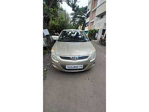 Second Hand Hyundai i20 Asta 1.2 with AVN in Gulbarga