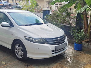 Second Hand Honda City 1.5 V MT Exclusive in Satara