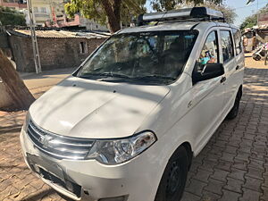 Second Hand Chevrolet Enjoy 1.3 LS 8 STR in Bhavnagar