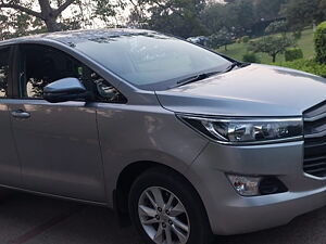 Second Hand Toyota Innova Crysta GX 2.4 AT 7 STR in Noida