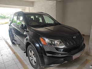 Second Hand மஹிந்திரா  xuv500 w8 in புனே