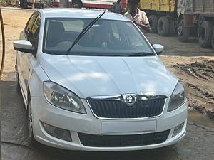 Second Hand Skoda Rapid Ambition 1.6 TDI CR MT in Secunderabad