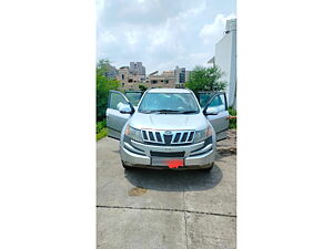 Second Hand Mahindra XUV500 W6 in Indore