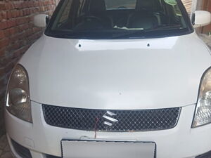 Second Hand Maruti Suzuki Swift LXi 1.2 BS-IV in Delhi