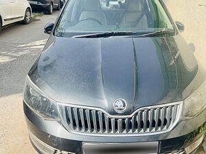 Second Hand Skoda Rapid Ambition 1.5 TDI in Ahmedabad