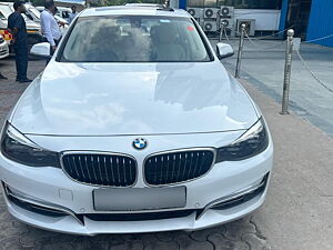 Second Hand BMW 3 Series GT 320d Luxury Line in Noida