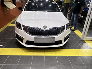 Second Hand Skoda Octavia RS in Noida