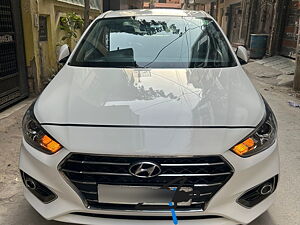 Second Hand Hyundai Verna SX 1.6 CRDi in Delhi