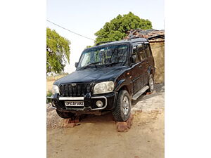 Second Hand Mahindra Scorpio 2.6 GLX in Orai