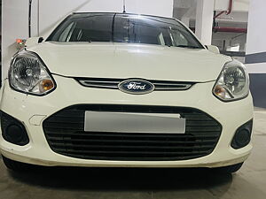 Second Hand Ford Figo Duratec Petrol ZXI 1.2 in Bangalore