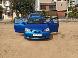 Second Hand Toyota Etios Liva GD SP* in Ahmedabad