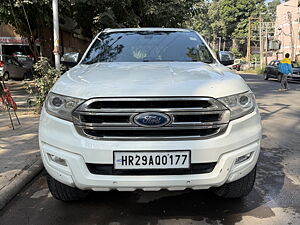 Second Hand Ford Endeavour Titanium 3.2 4x4 AT in Zirakpur