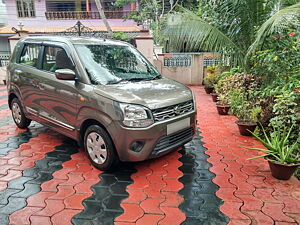 Second Hand Maruti Suzuki Wagon R VXi 1.2 AMT in Alappuzha