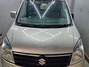 Second Hand Maruti Suzuki Wagon R VXi in Delhi