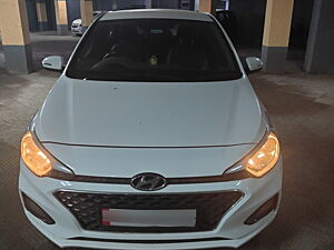 Second Hand Hyundai Elite i20 Sportz 1.4 CRDi in Mumbai