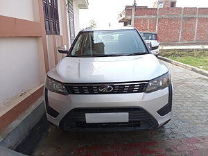 Second Hand Mahindra XUV300 1.5 W4 [2019-2020] in Allahabad