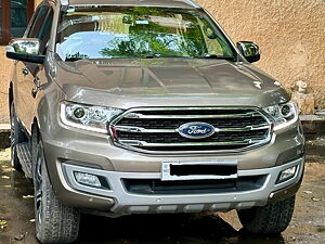 Second Hand Ford Endeavour Titanium Plus 3.2 4x4 AT in Delhi