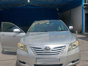 Second Hand Toyota Camry W4 AT in Bangalore