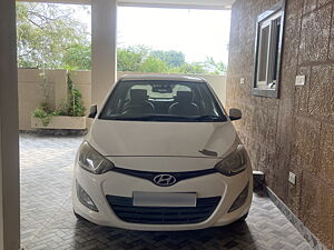 Second Hand Hyundai i20 Sportz 1.2 in Adilabad