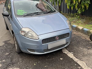 Second Hand Fiat Punto Emotion 90HP in Kolkata