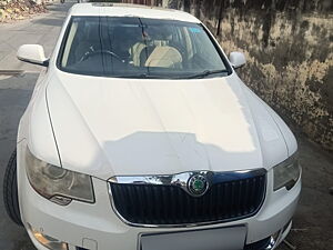 Second Hand Skoda Superb Elegance 1.8 TSI AT in Jaipur