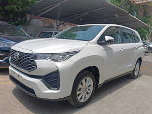 Second Hand Toyota Innova Hyrcross ZX (O) Hybrid 7 STR in Delhi