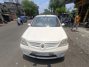 Second Hand Mahindra-Renault Verito/Logan DLS 1.5 dci in Jalgaon