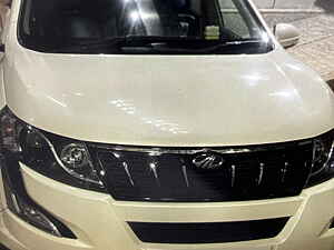 Second Hand महिंद्रा XUV500 w6 in उन्नाओ