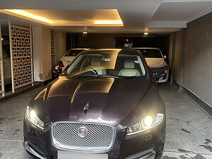 Second Hand Jaguar XF 2.2 Diesel Luxury in Delhi