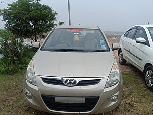 Second Hand Hyundai i20 Asta 1.2 with AVN in Pudukkottai