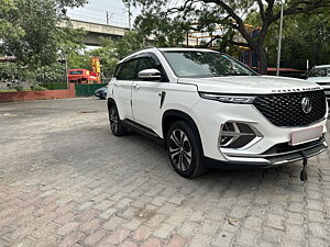 Second Hand MG Hector Plus Smart 1.5 Petrol Turbo CVT 6-STR in Delhi