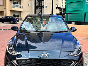 Second Hand Hyundai Aura SX Plus 1.2 AMT Petrol in Delhi