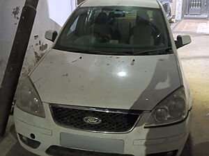 Second Hand Ford Fiesta/Classic ZXi 1.4 TDCi in Lucknow