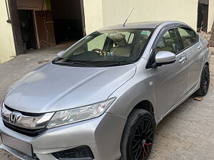 Second Hand Honda City SV CVT in Mathura