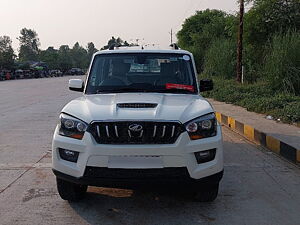 Second Hand Mahindra Scorpio S10 in Varanasi