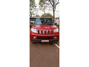 Second Hand Mahindra TUV300 T8 in Mudhol