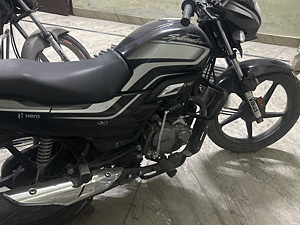 Second hand super splendor bike online price