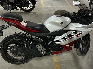 Yamaha r15 best sale second hand price