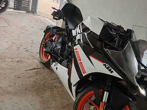 Duke bike deals second hand olx