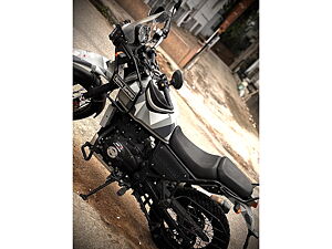 Second hand sale royal enfield himalayan