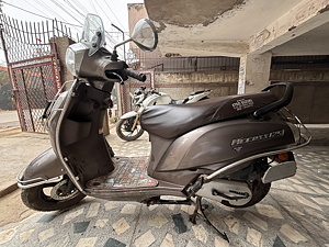 2 wheeler second online hand price