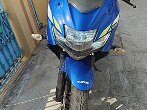 Second Hand Suzuki Gixxer MotoGP Edition - BS VI in Krishna