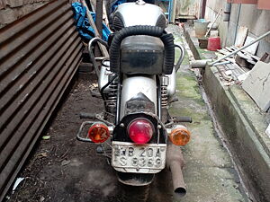 Second Hand Royal Enfield Classic Standard in Howrah