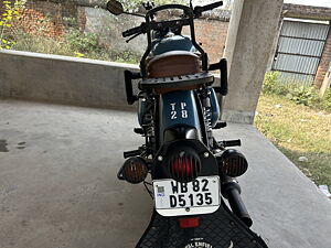 Second Hand Royal Enfield Classic Classic Signals - Dual Channel ABS in Purulia