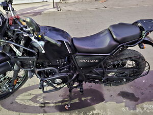 Second Hand Royal Enfield Himalayan Glacier Blue and Granite Black in Durgapur