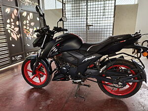 Second Hand TVS Apache Special Edition in Bangalore