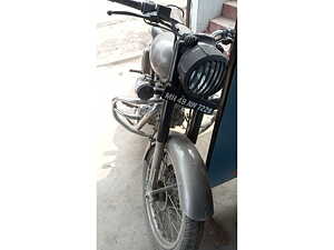 Second Hand Royal Enfield Classic Classic Dark - Dual Channel ABS in Nagpur