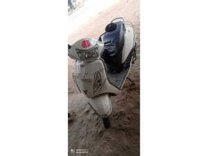 Scooty pep price deals olx