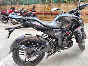 Second Hand Bajaj Pulsar Dual Channel ABS [2022] in Greater Noida